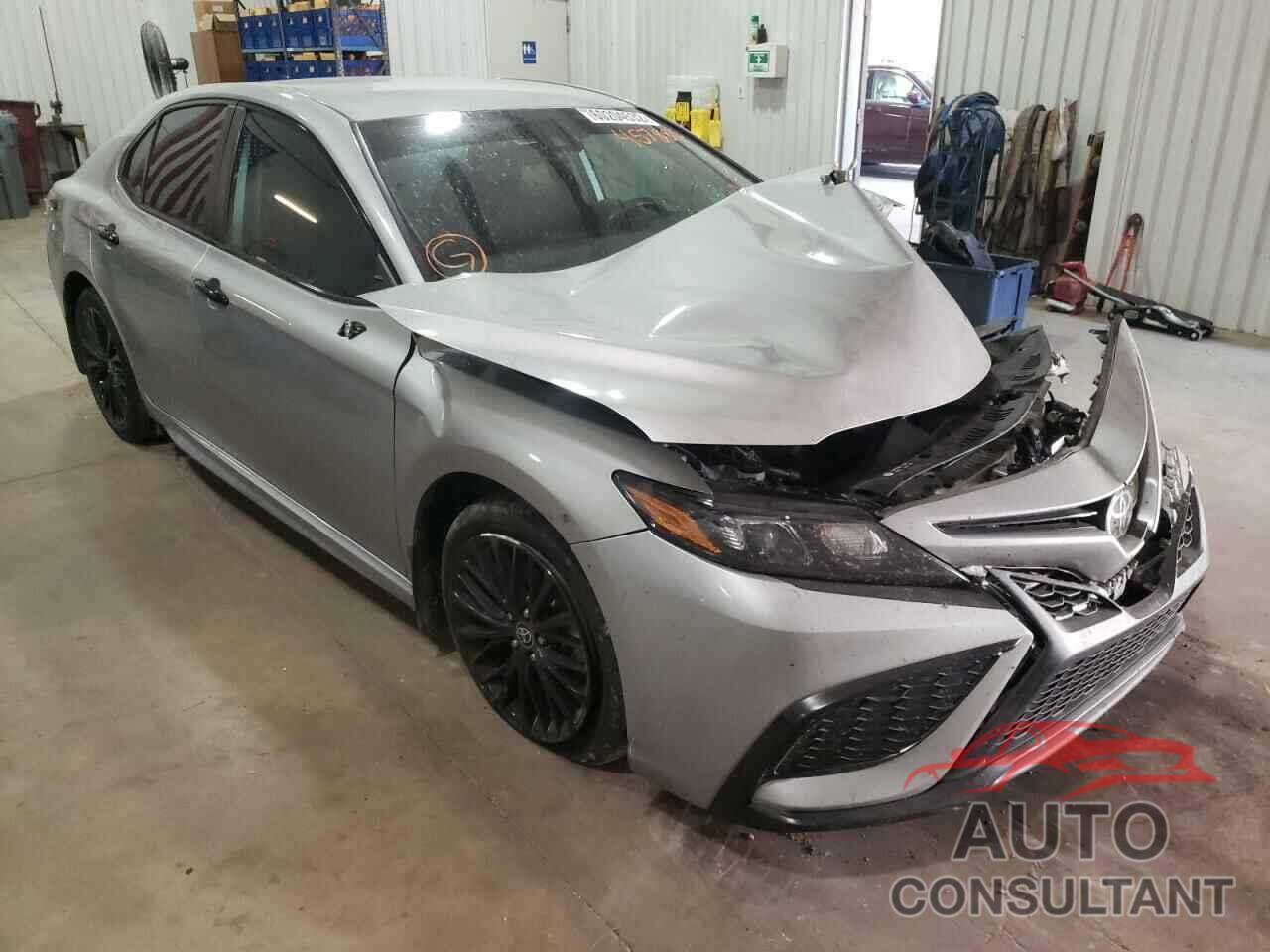 TOYOTA CAMRY 2021 - 4T1G11AK9MU457885