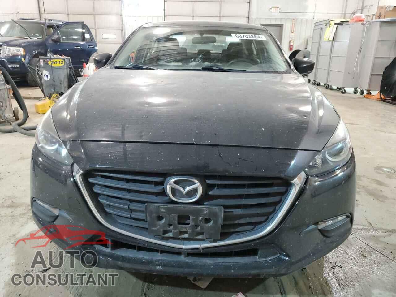 MAZDA 3 2017 - 3MZBN1U74HM137293