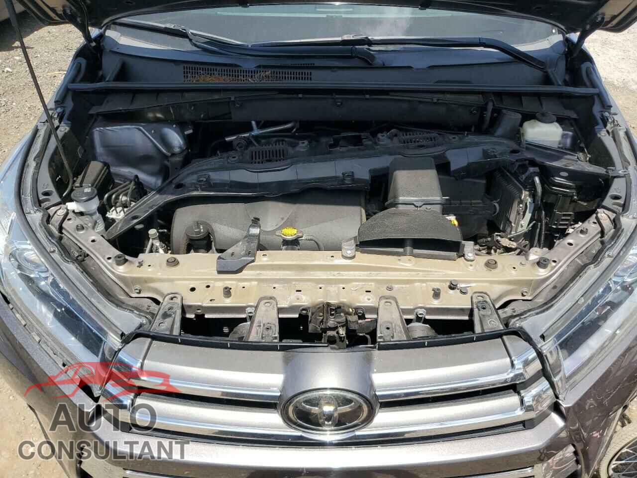 TOYOTA HIGHLANDER 2017 - 5TDDZRFH8HS406464