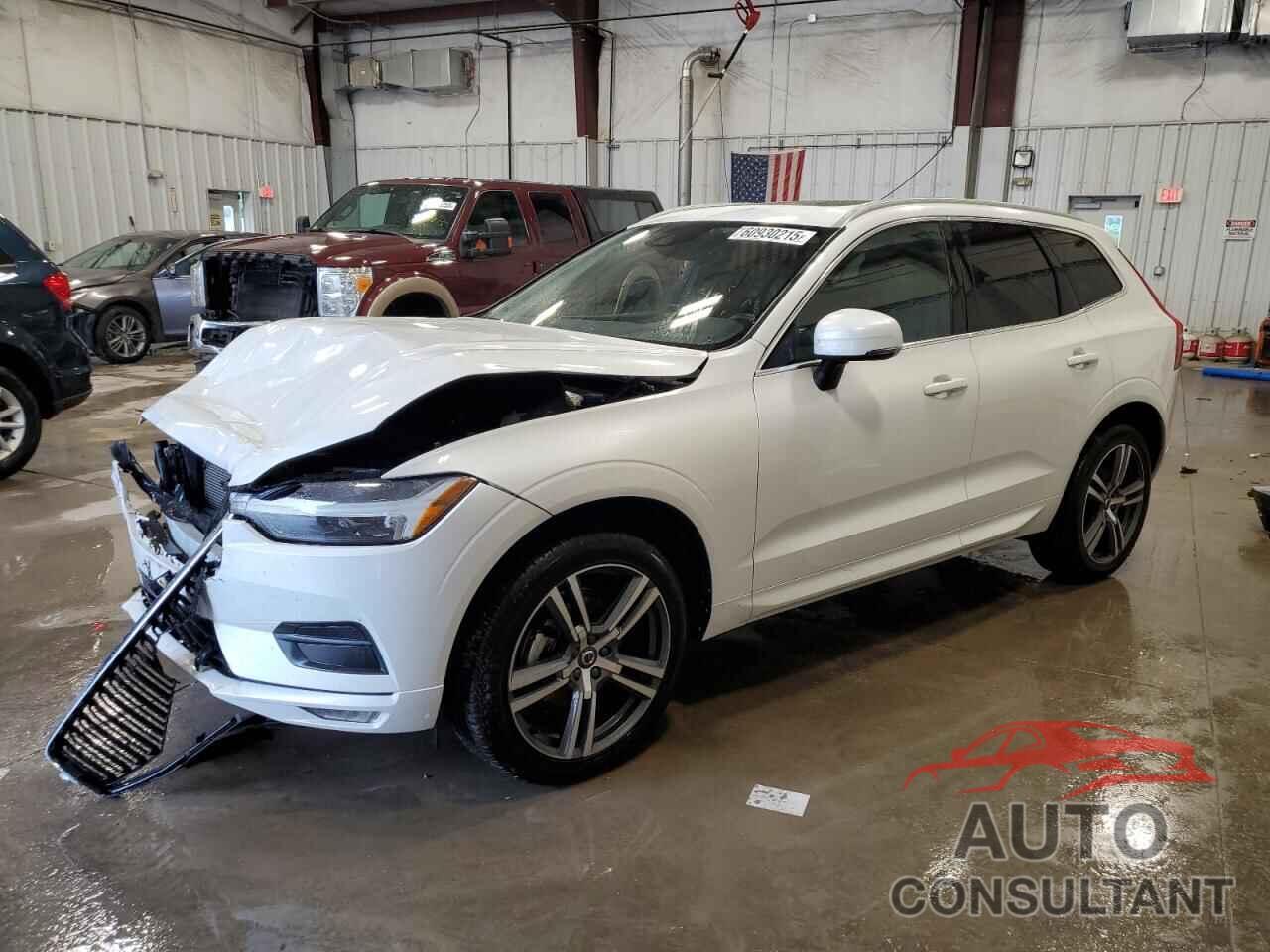VOLVO XC60 2021 - YV4102RK0M1886855