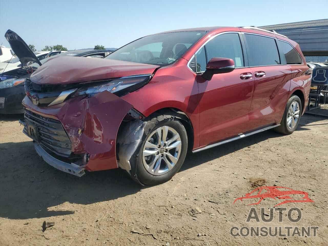 TOYOTA SIENNA 2022 - 5TDZRKEC4NS092214