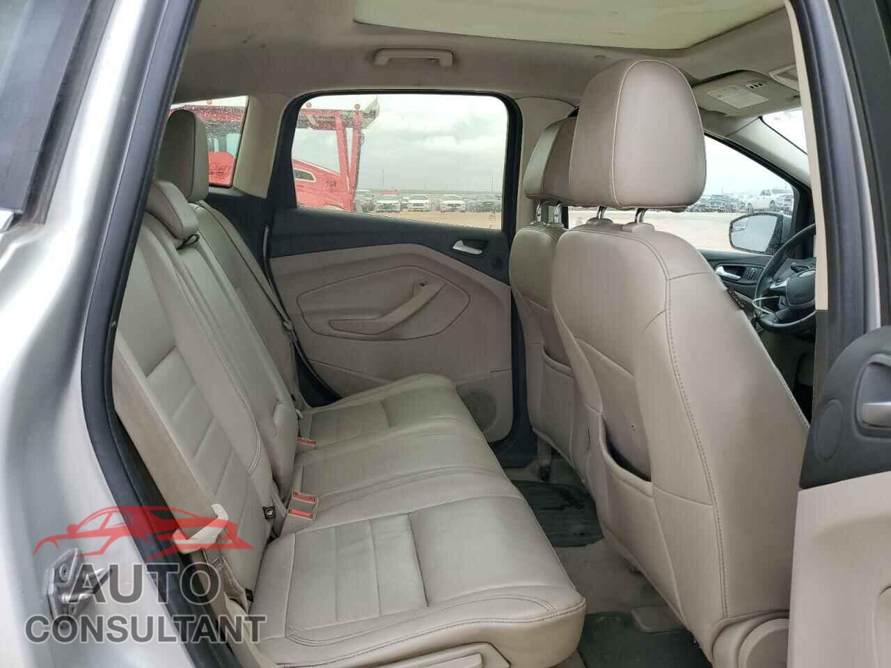 FORD CMAX 2016 - 1FADP5BU3GL112204