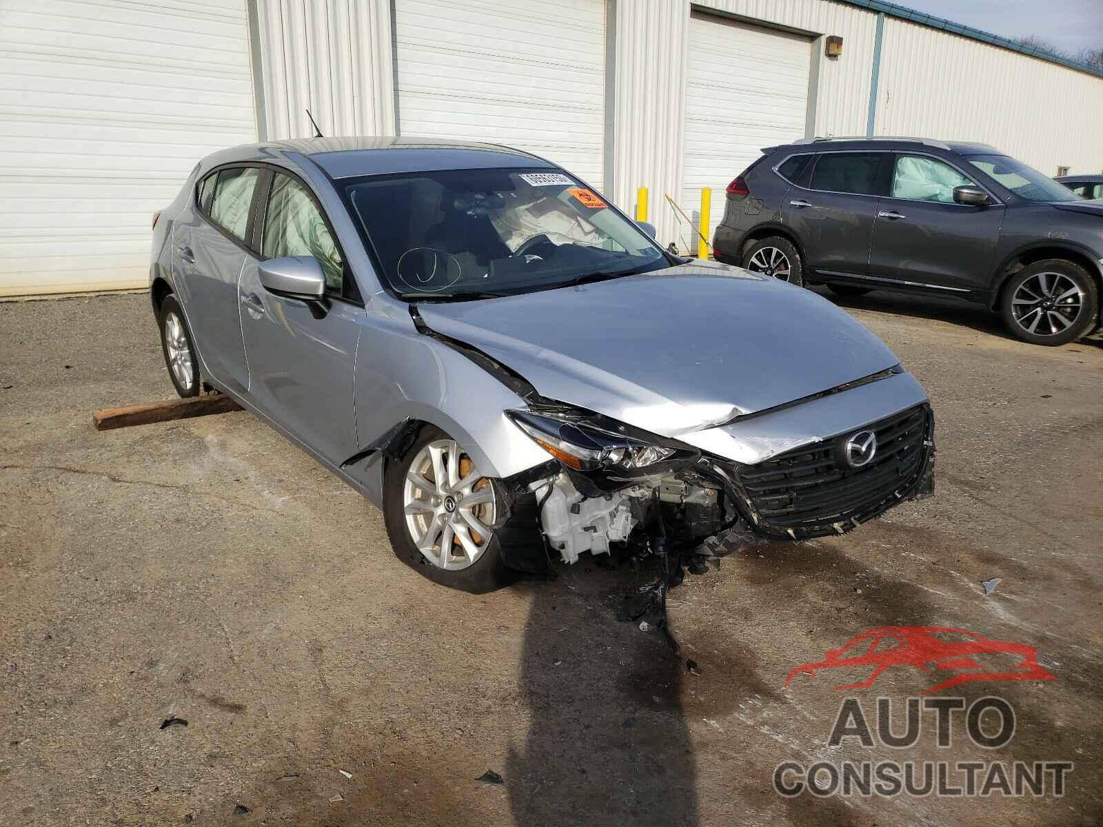 MAZDA 3 2017 - 3MZBN1K70HM103547