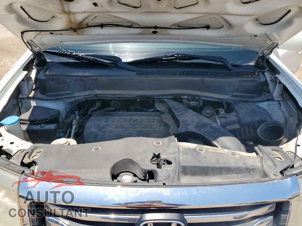 HONDA PILOT 2015 - 5FNYF3H97FB018561