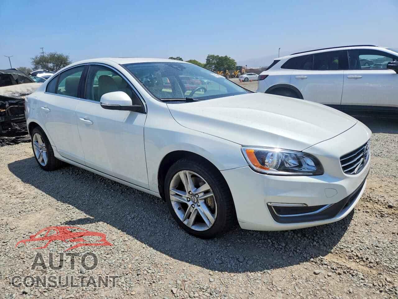VOLVO S60 2015 - YV1612TC3F1310052