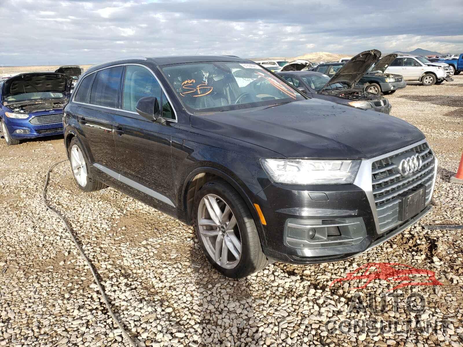 AUDI Q7 2018 - WA1VAAF76JD023770