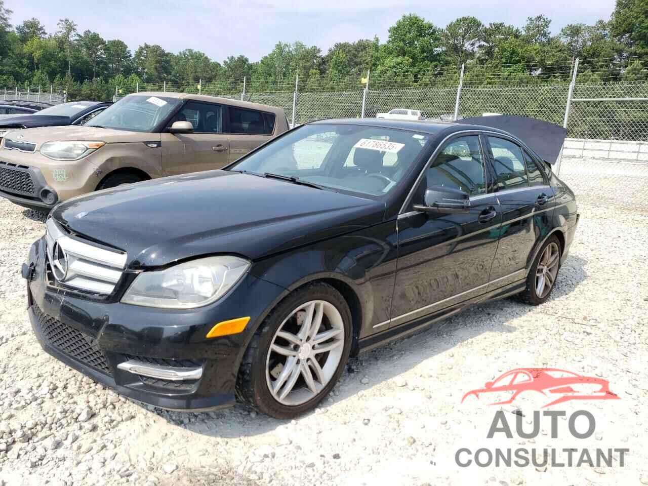 MERCEDES-BENZ C-CLASS 2013 - WDDGF8ABXDR292386