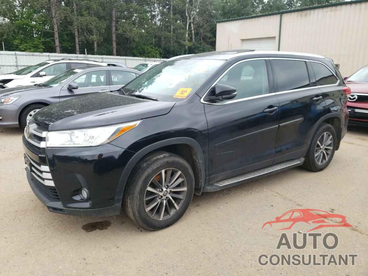 TOYOTA HIGHLANDER 2019 - 5TDJZRFH5KS618734