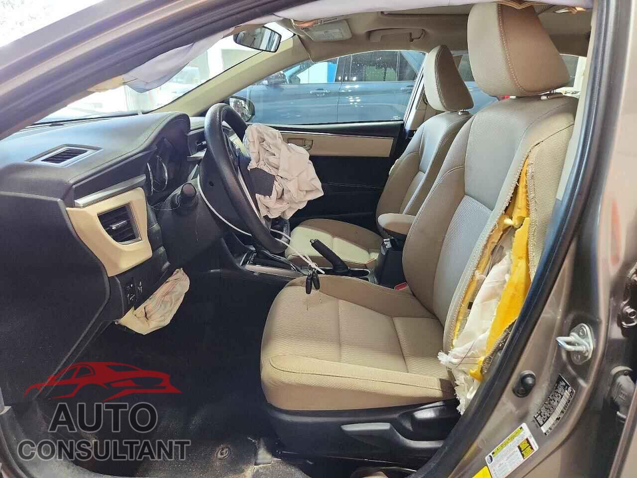 TOYOTA COROLLA 2015 - 5YFBPRHE3FP211703