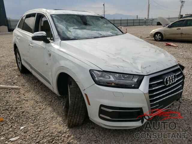 AUDI Q7 2019 - WA1LHAF74KD024260