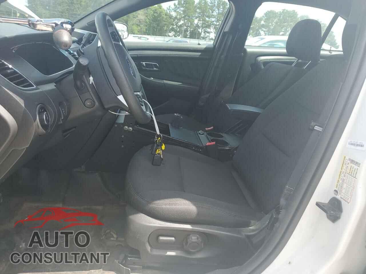 FORD TAURUS 2016 - 1FAHP2MT4GG119563
