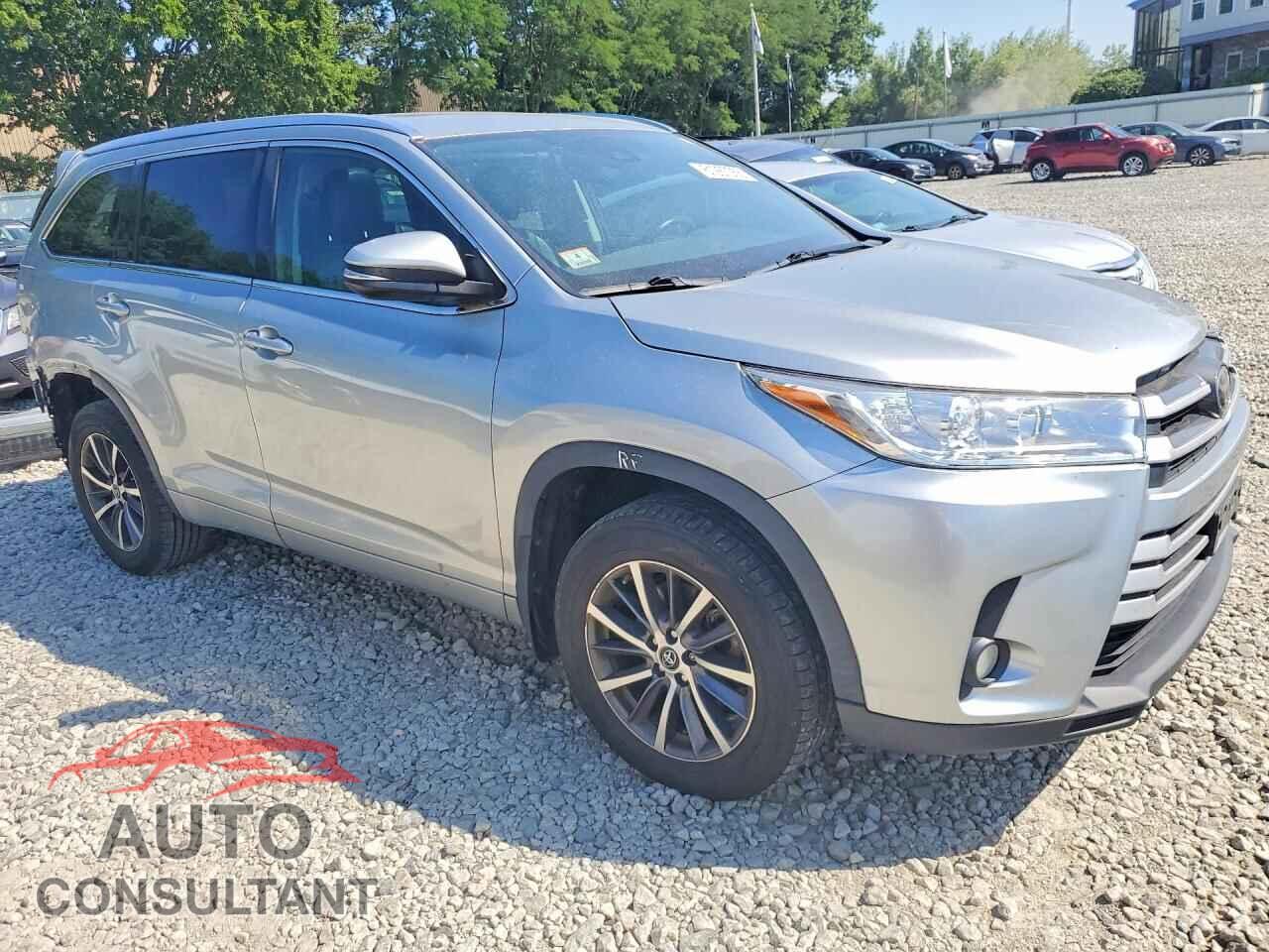 TOYOTA HIGHLANDER 2017 - 5TDJZRFH2HS439902