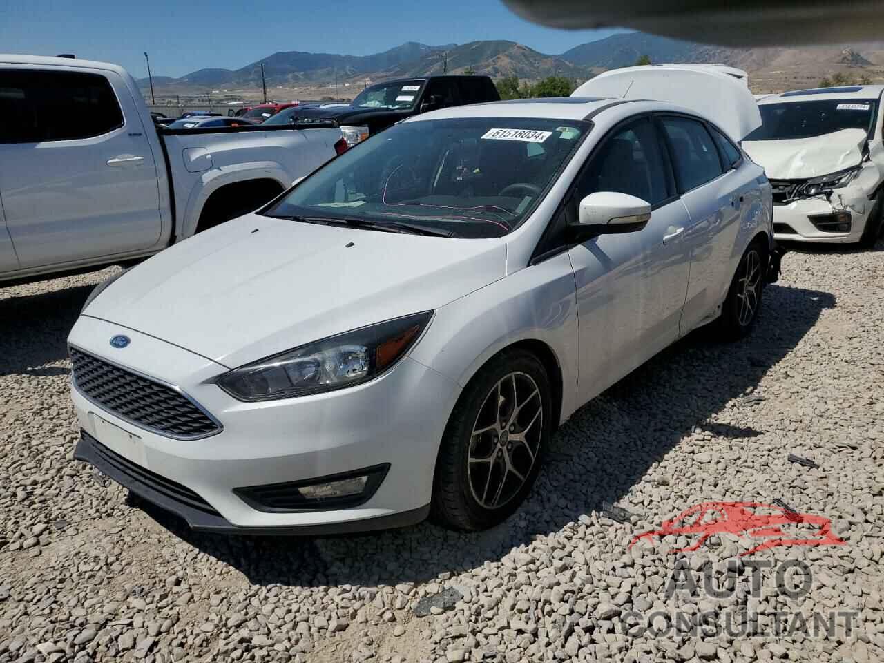 FORD FOCUS 2018 - 1FADP3H23JL314848