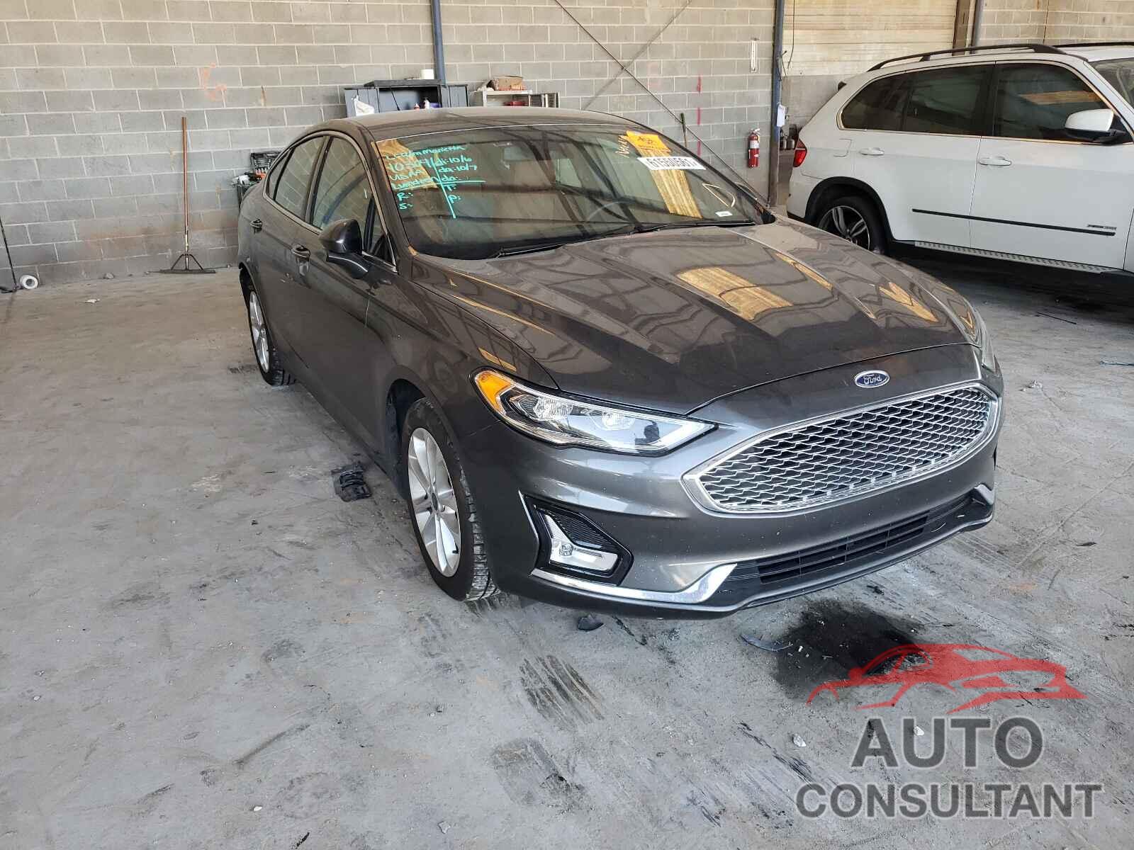FORD FUSION 2019 - 3FA6P0SU5KR185239