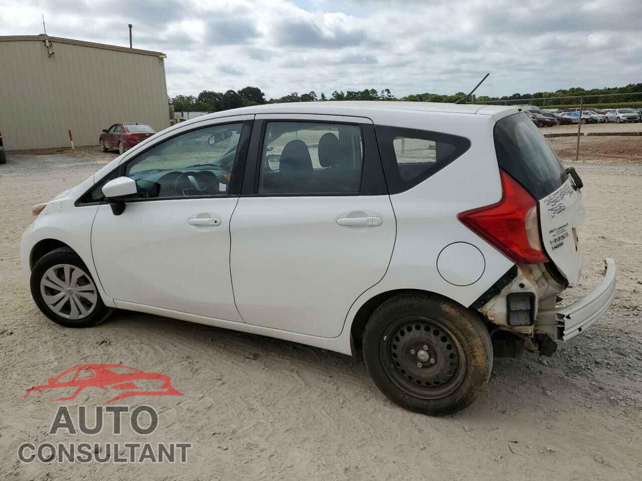 NISSAN VERSA 2017 - 3N1CE2CP3HL380696