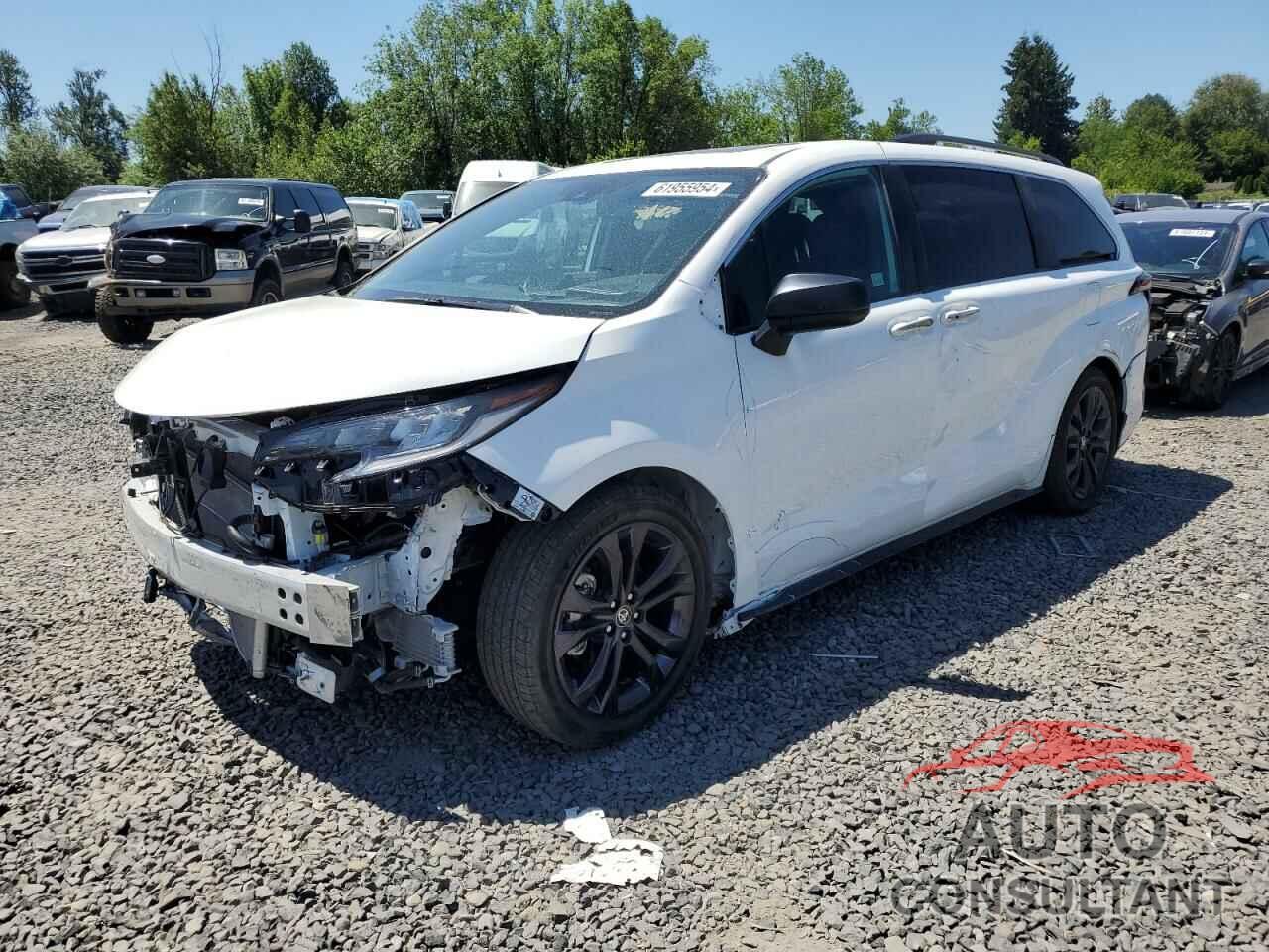 TOYOTA SIENNA 2021 - 5TDDRKEC2MS014989