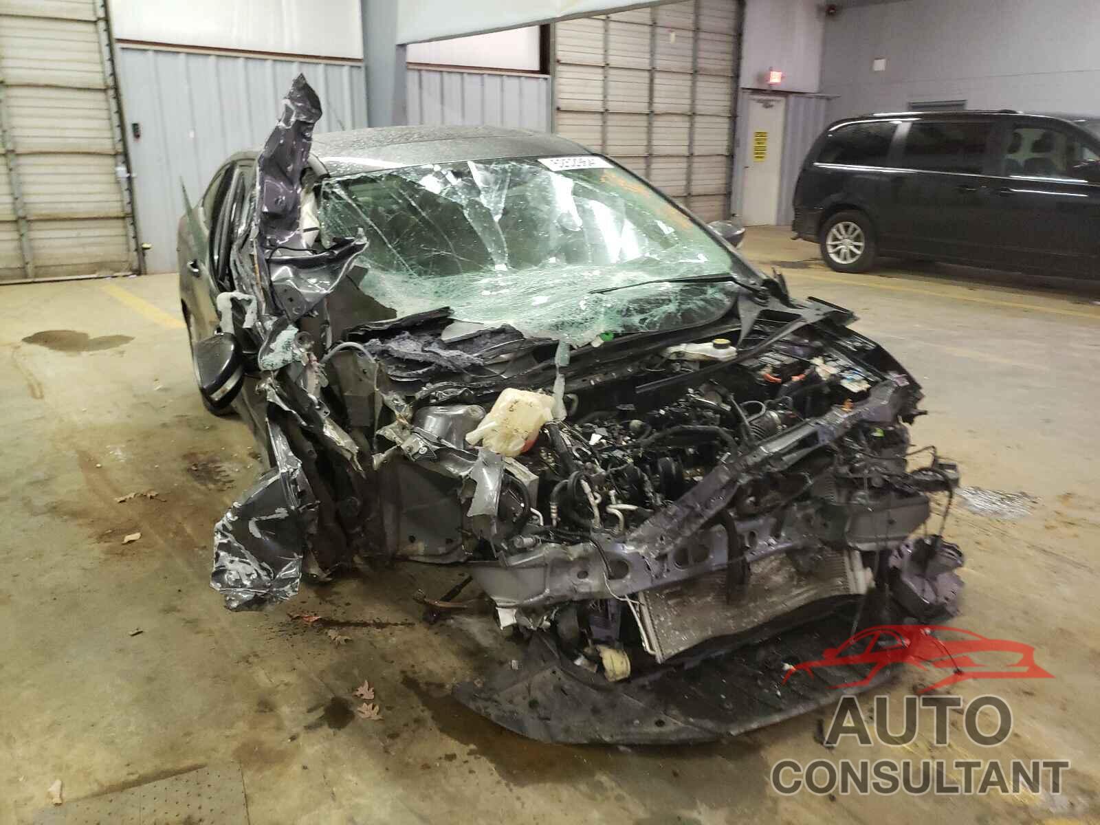 FORD FOCUS 2018 - 1FADP3J27JL325121