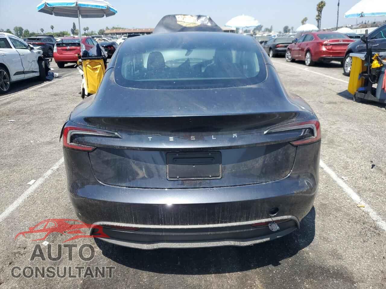 TESLA MODEL 3 2024 - 5YJ3E1EA7RF743355