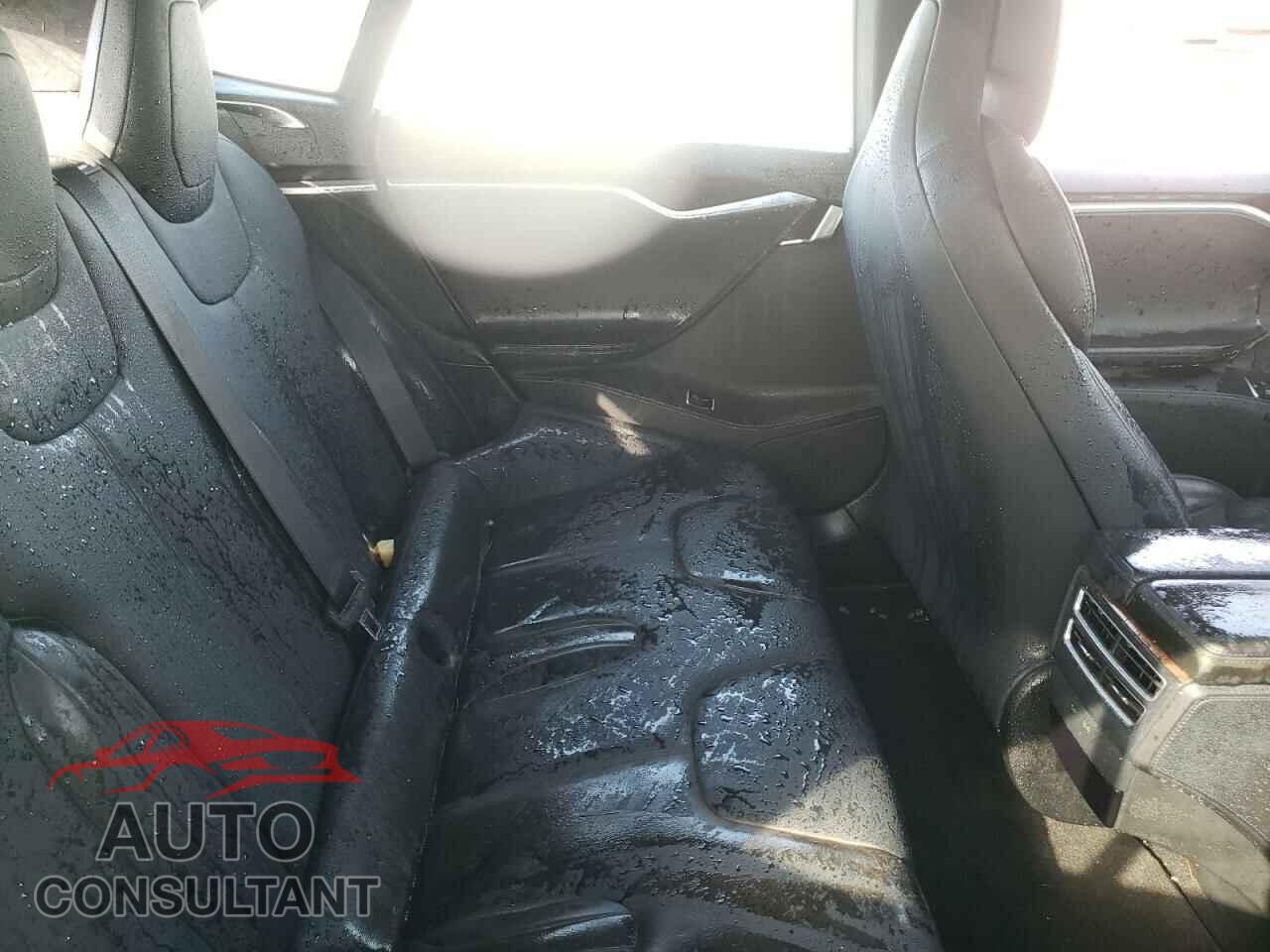 TESLA MODEL S 2017 - 5YJSA1E40HF185445