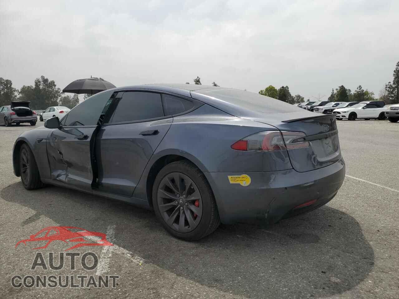 TESLA MODEL S 2017 - 5YJSA1E40HF227256
