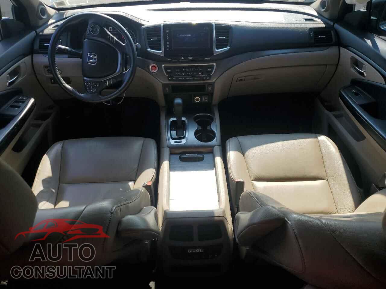 HONDA PILOT 2016 - 5FNYF6H77GB053487