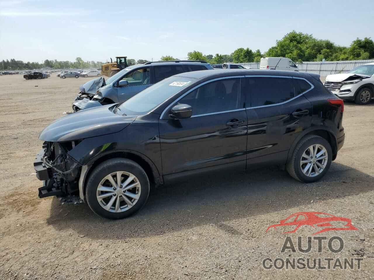 NISSAN ROGUE 2018 - JN1BJ1CP0JW189710