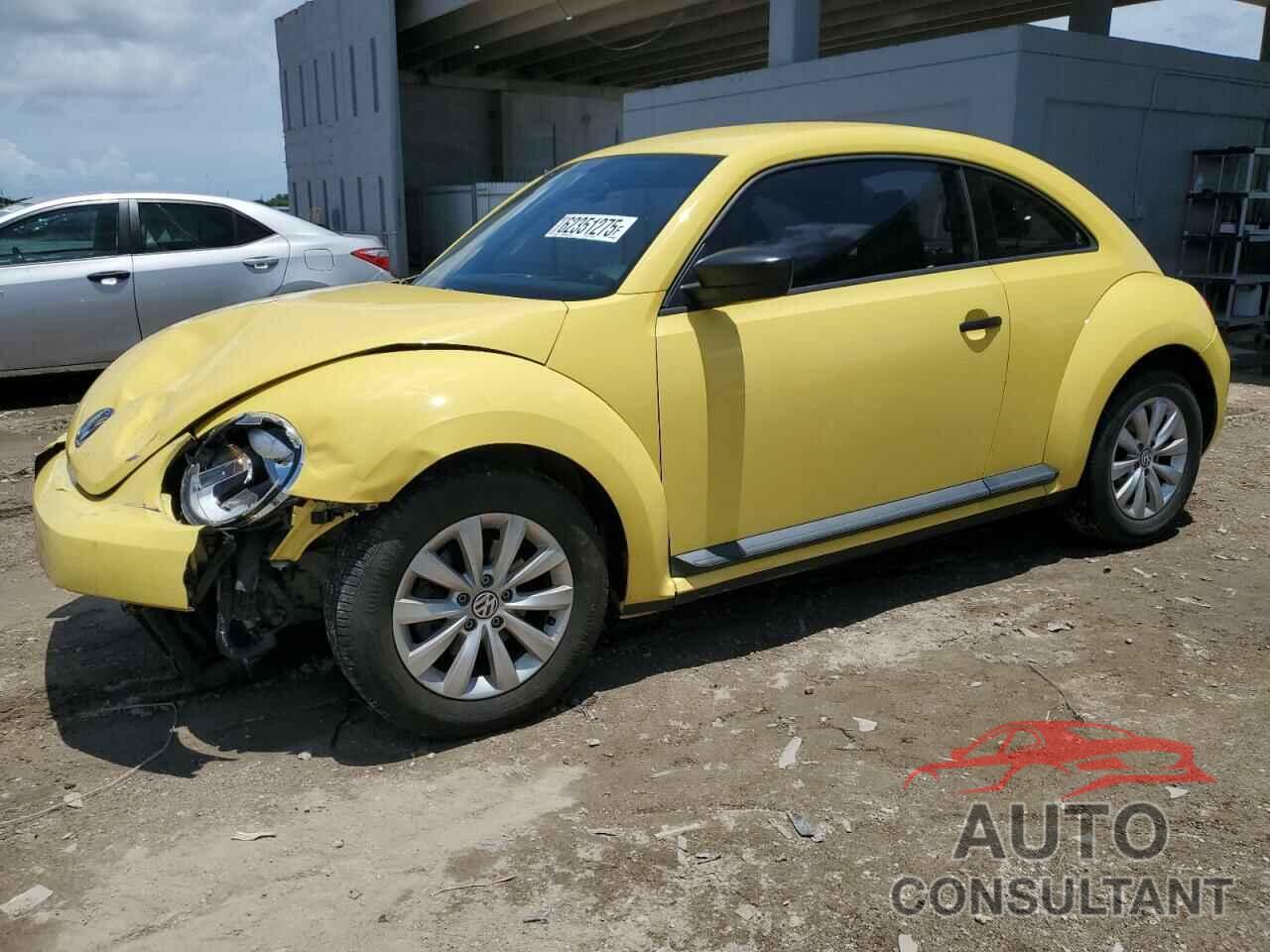 VOLKSWAGEN BEETLE 2015 - 3VWF17AT7FM614488