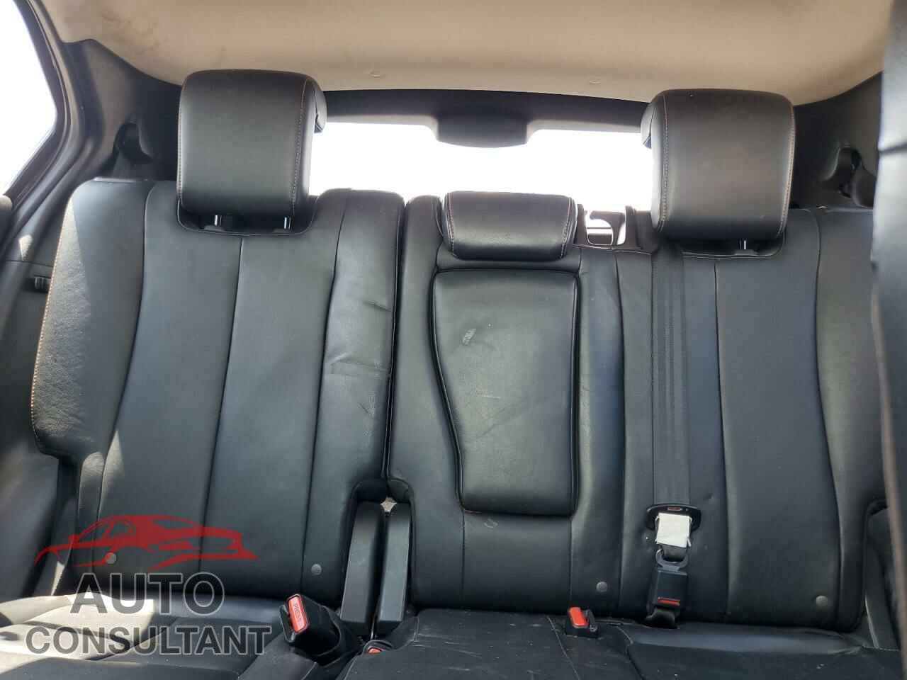 MITSUBISHI ECLIPSE 2018 - JA4AT5AA7JZ044360