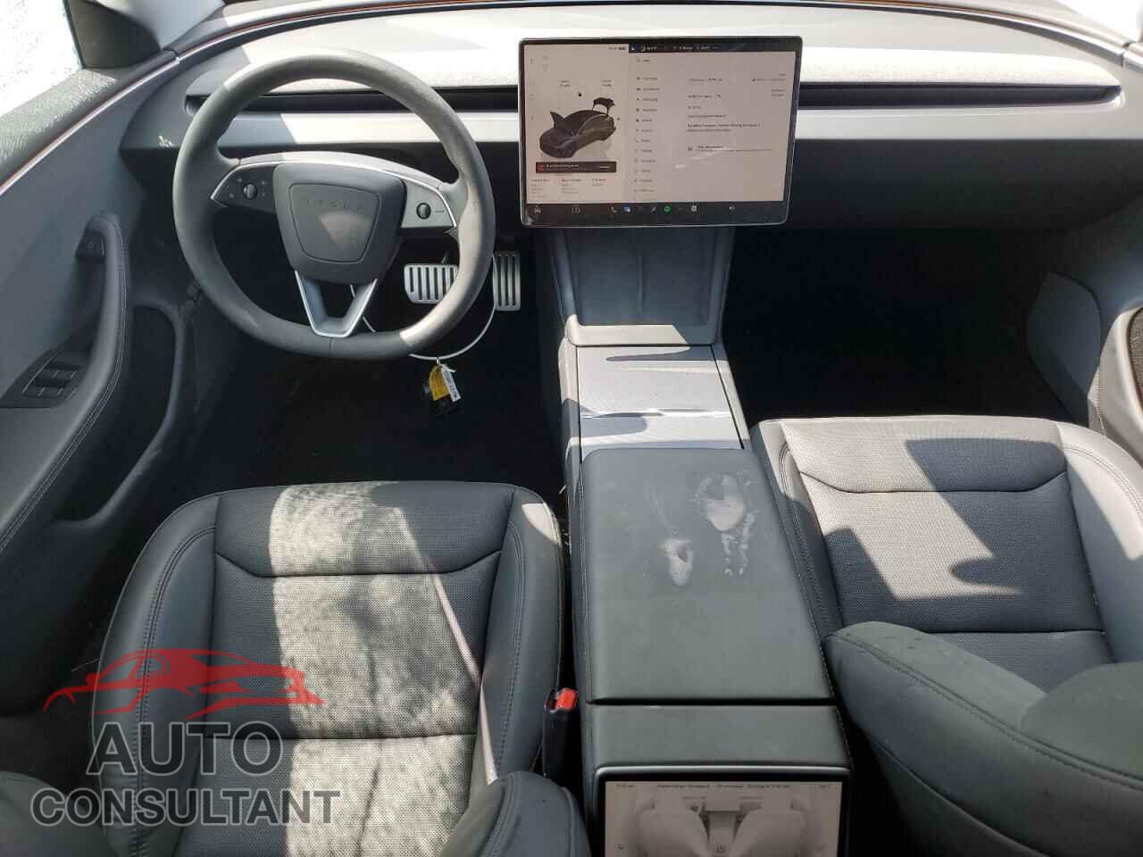 TESLA MODEL 3 2024 - 5YJ3E1EA0RF769473
