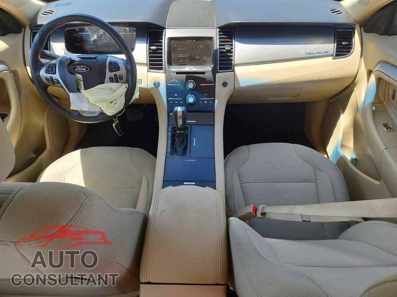 FORD TAURUS 2015 - 1FAHP2E84FG173003
