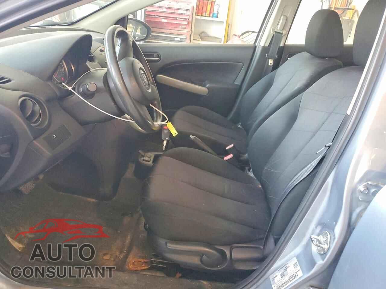 MAZDA 2 2013 - JM1DE1KY8D0170723