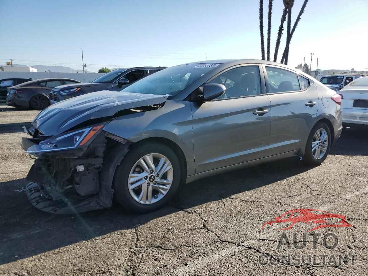 HYUNDAI ELANTRA 2019 - 5NPD84LF7KH474776
