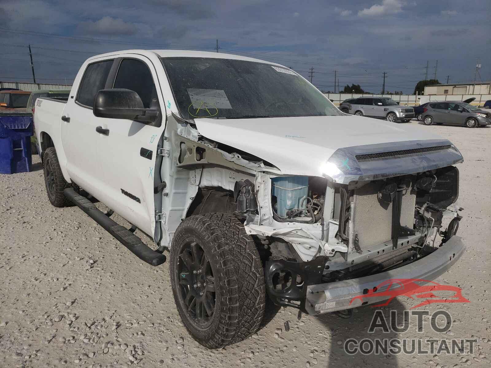 TOYOTA TUNDRA 2020 - 5TFDY5F15LX954245