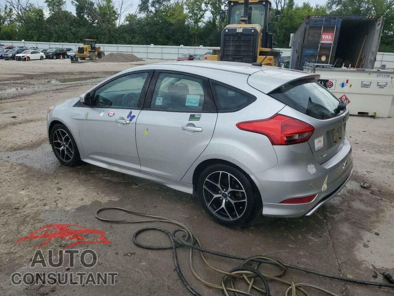 FORD FOCUS 2015 - 1FADP3K25FL360861