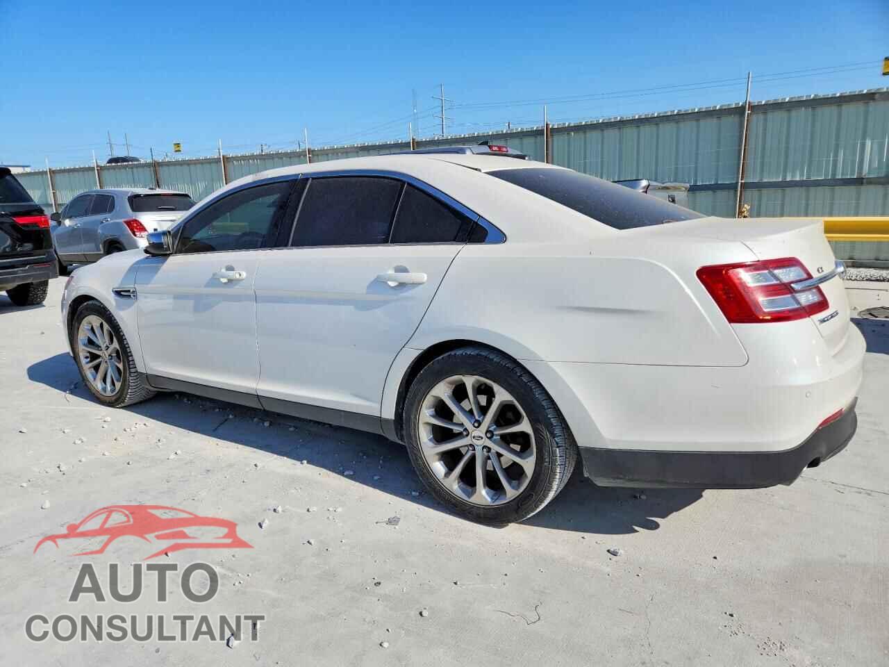 FORD TAURUS 2015 - 1FAHP2F88FG209161