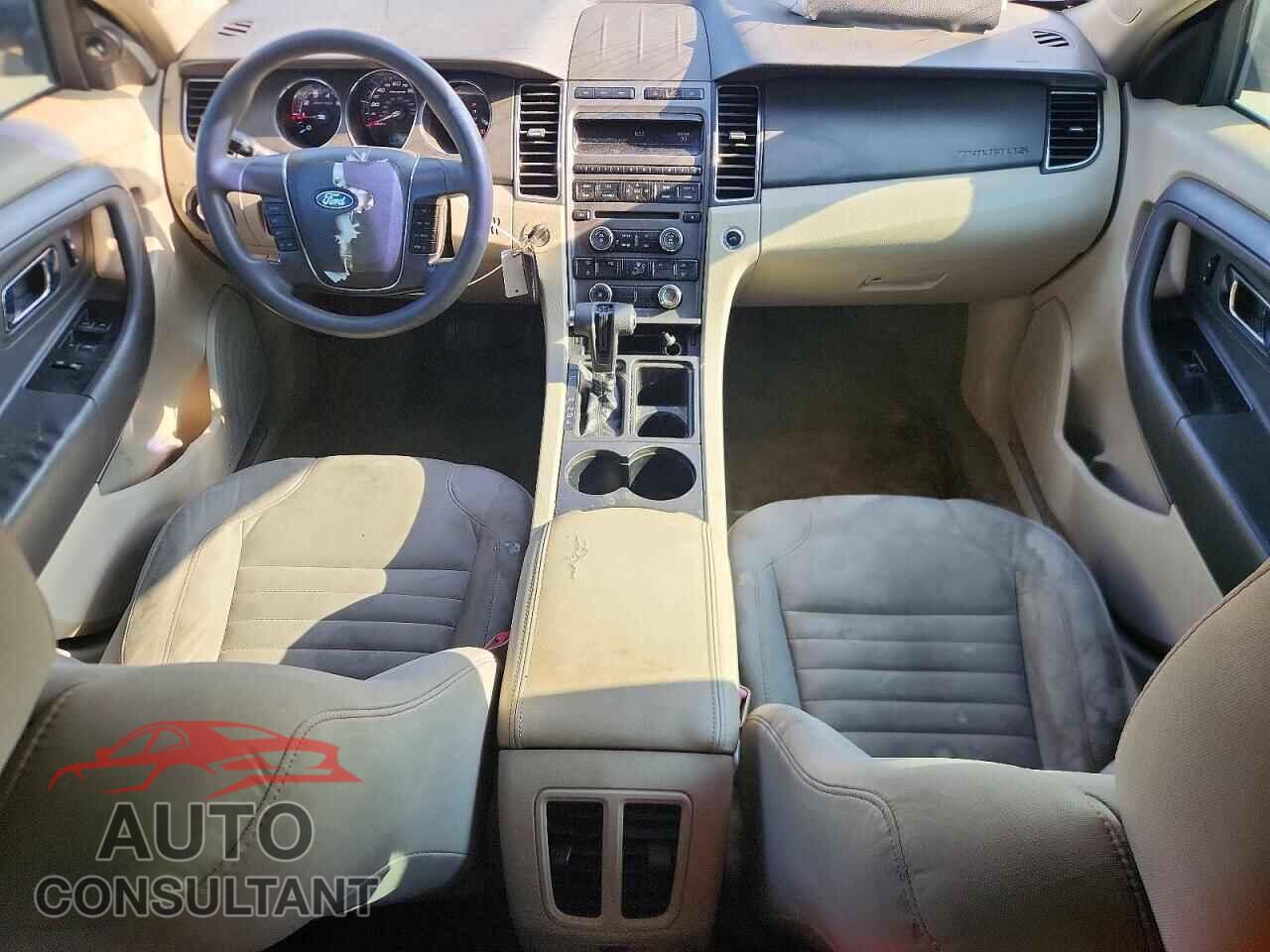 FORD TAURUS 2012 - 1FAHP2DW8CG104892