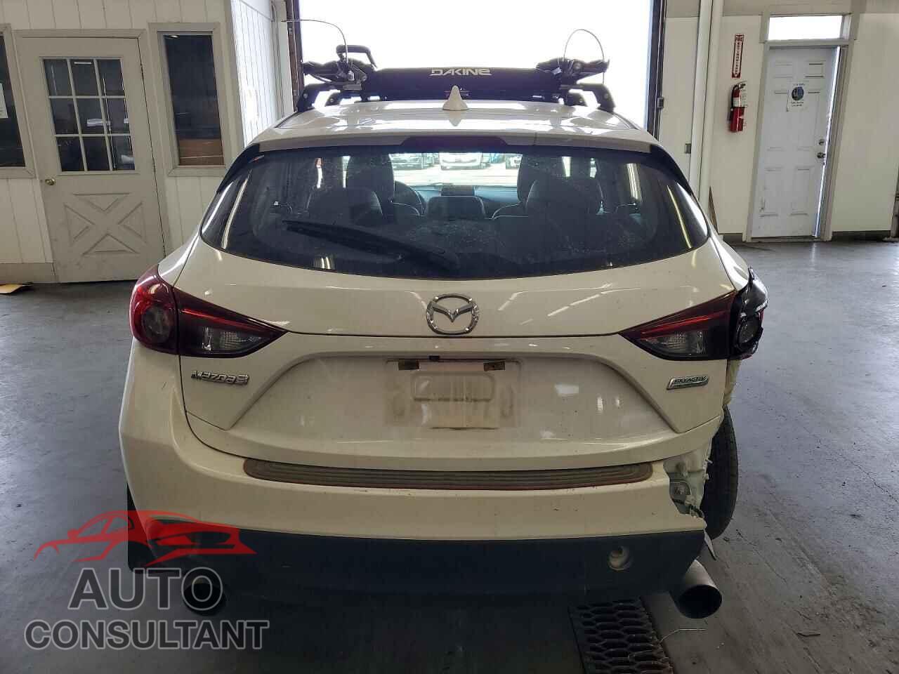 MAZDA 3 2014 - JM1BM1M74E1140399