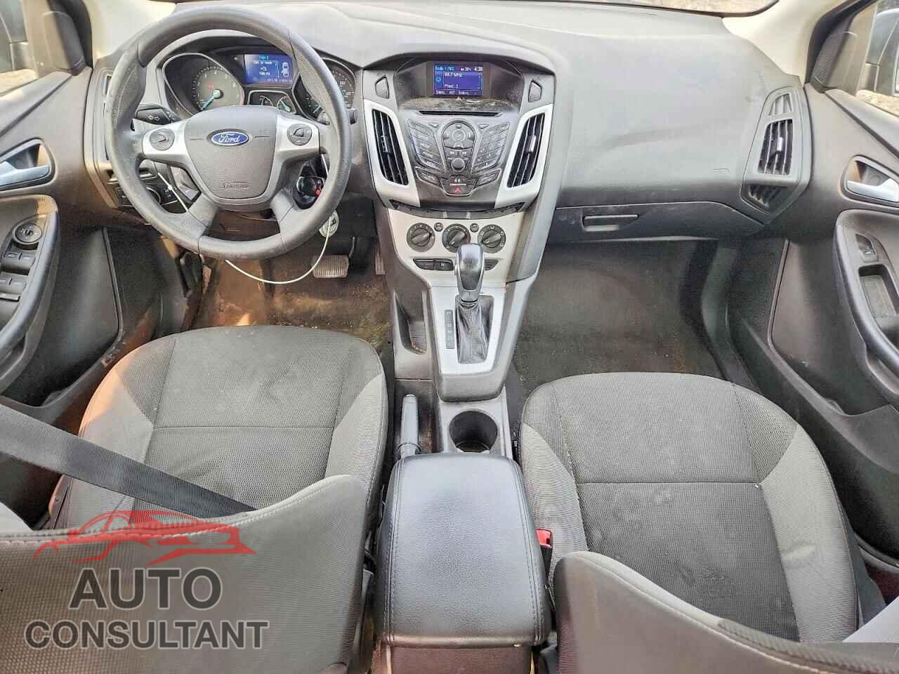 FORD FOCUS 2014 - 1FADP3F27EL102124