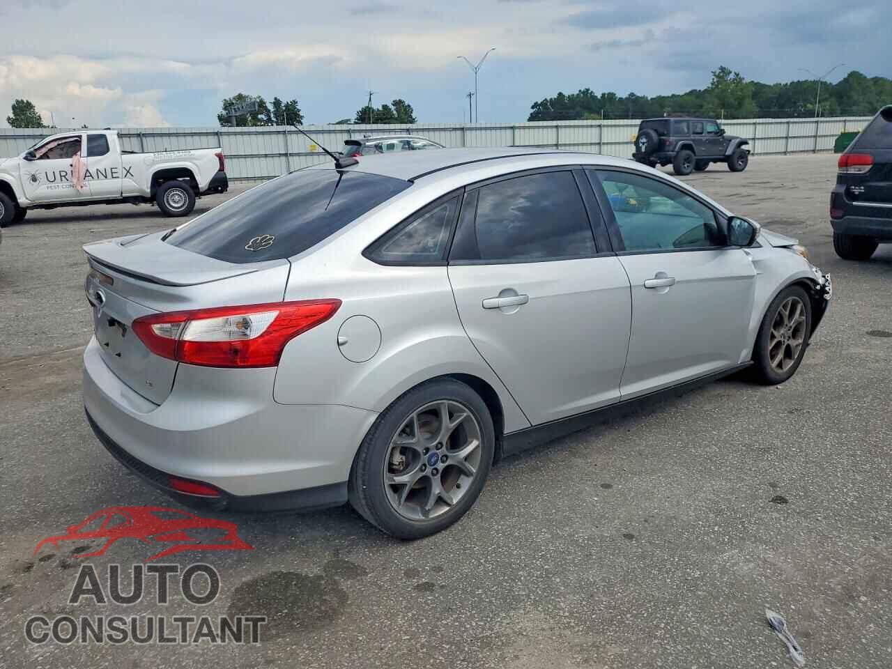 FORD FOCUS 2014 - 1FADP3F23EL102346