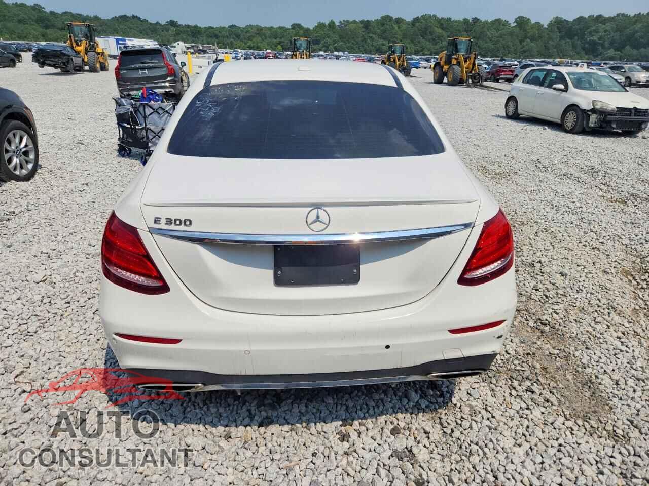 MERCEDES-BENZ E-CLASS 2017 - WDDZF4JB5HA074376
