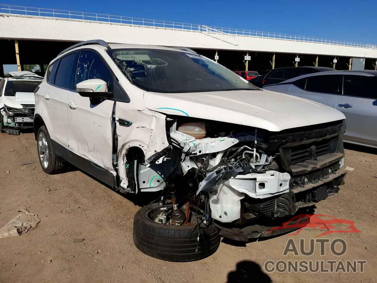 FORD ESCAPE 2018 - 1FMCU0J96JUC09456