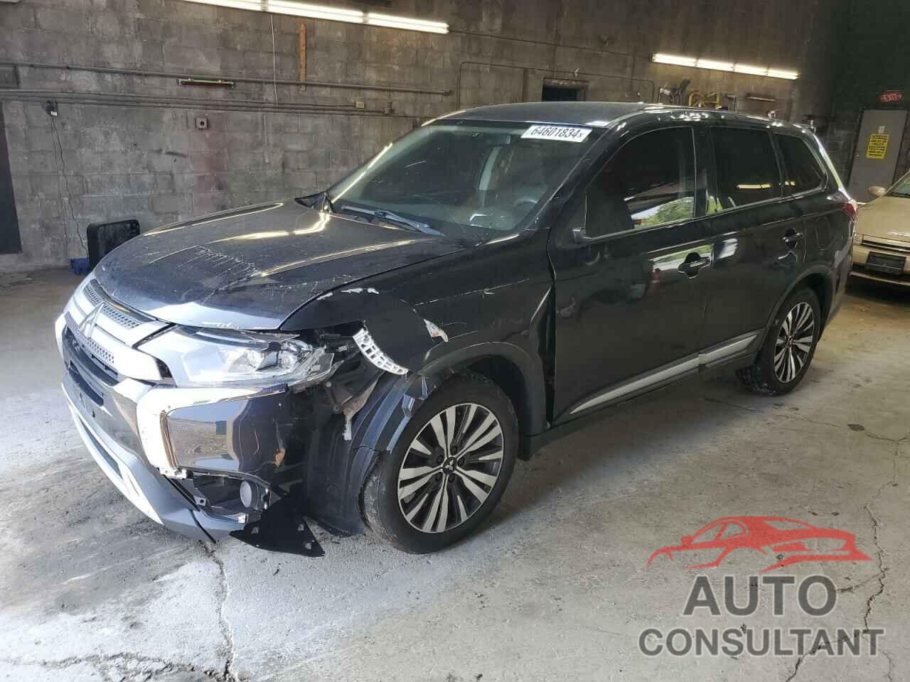 MITSUBISHI OUTLANDER 2019 - JA4AD2A31KZ003382
