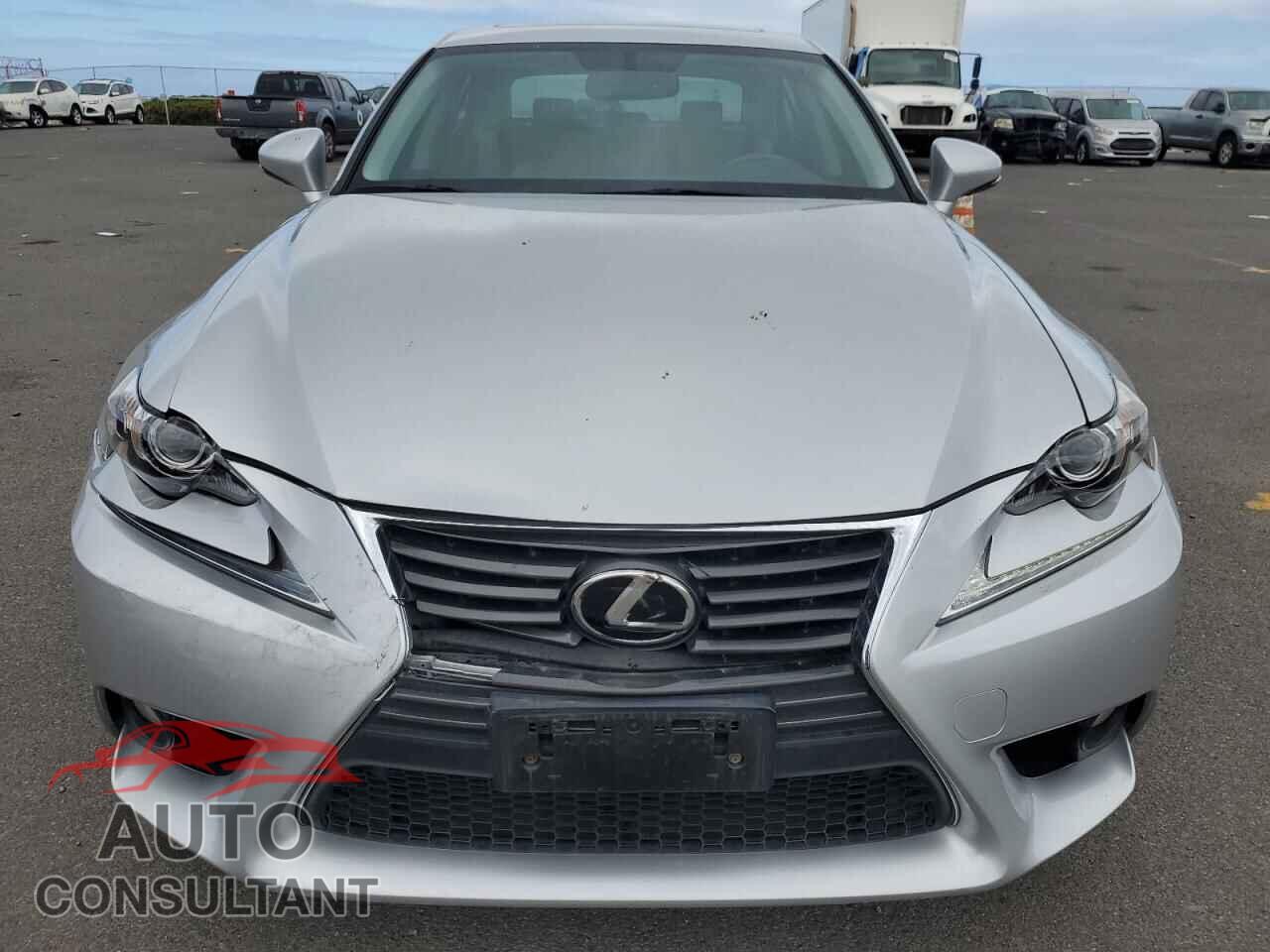 LEXUS IS 2014 - JTHBF1D29E5018157