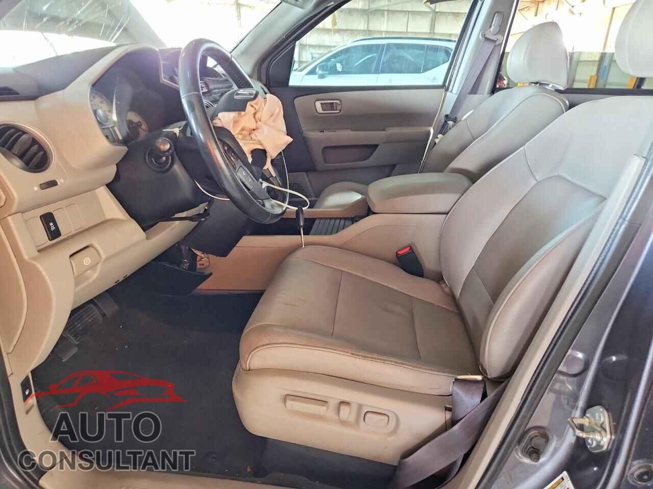 HONDA PILOT 2014 - 5FNYF4H6XEB042430