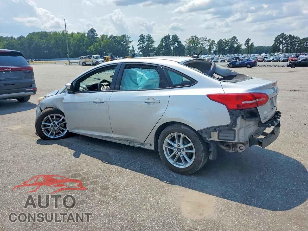 FORD FOCUS 2015 - 1FADP3F29FL342891