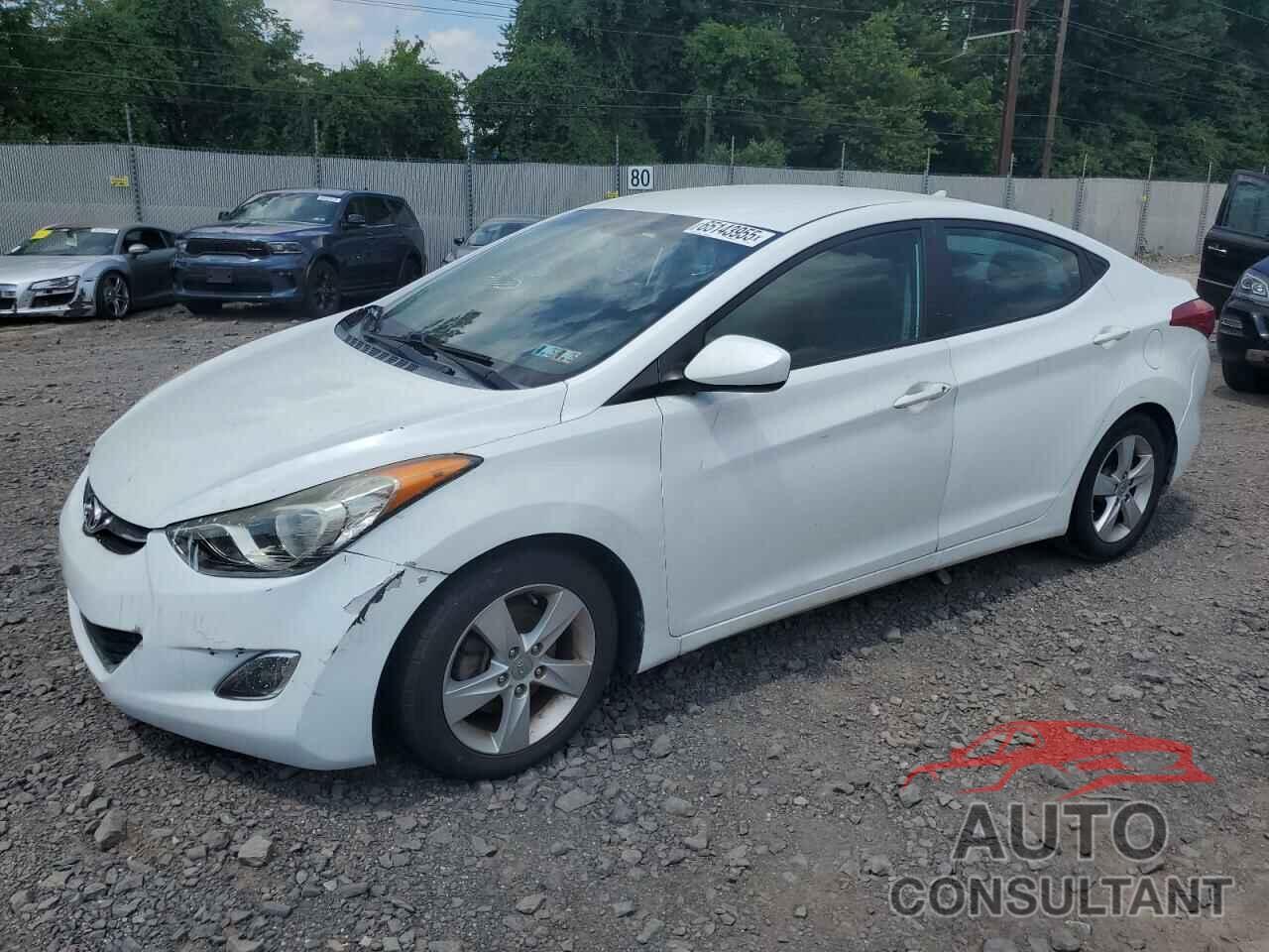 HYUNDAI ELANTRA 2013 - 5NPDH4AE2DH442654