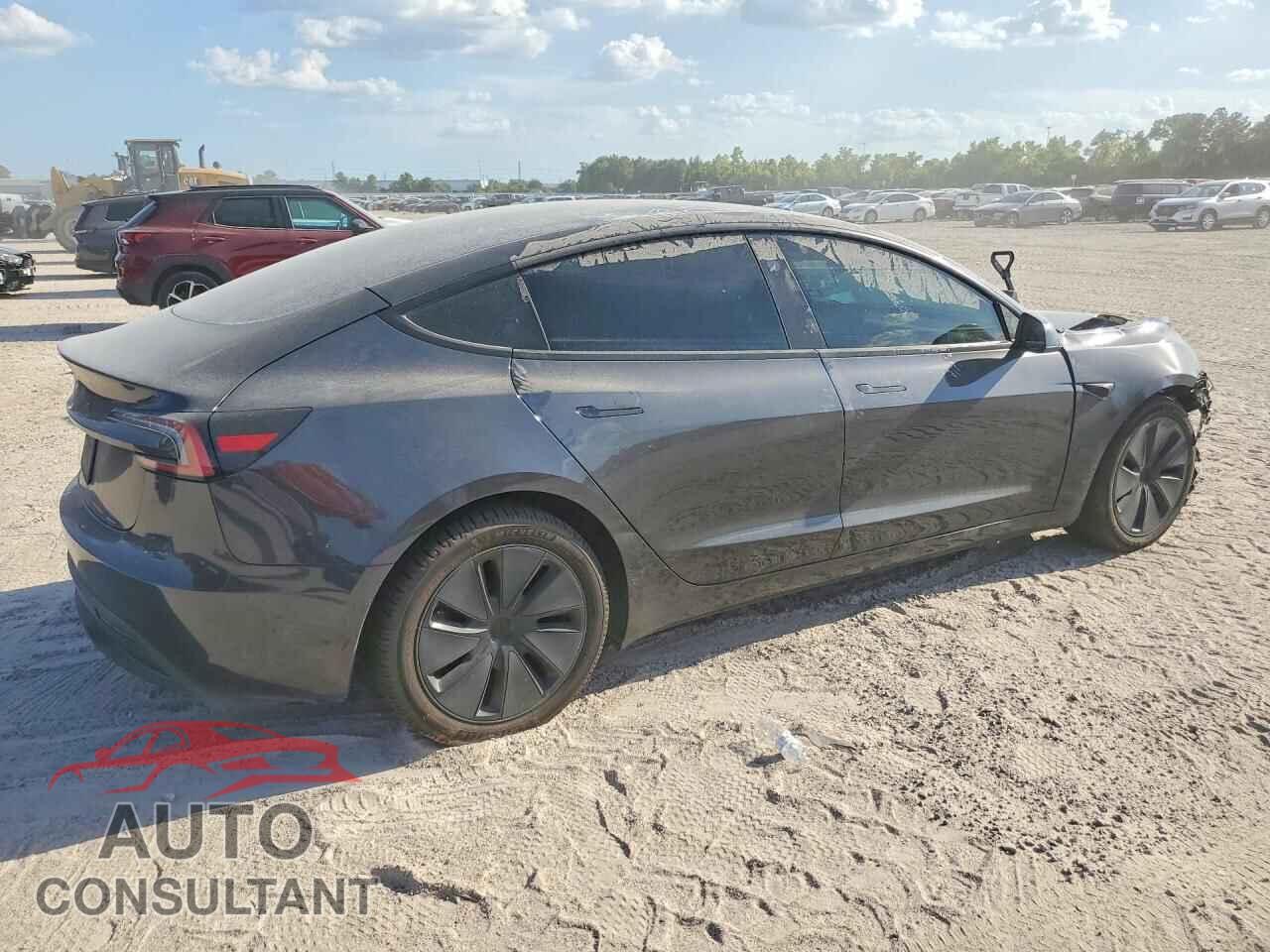 TESLA MODEL 3 2024 - 5YJ3E1EA0RF861232