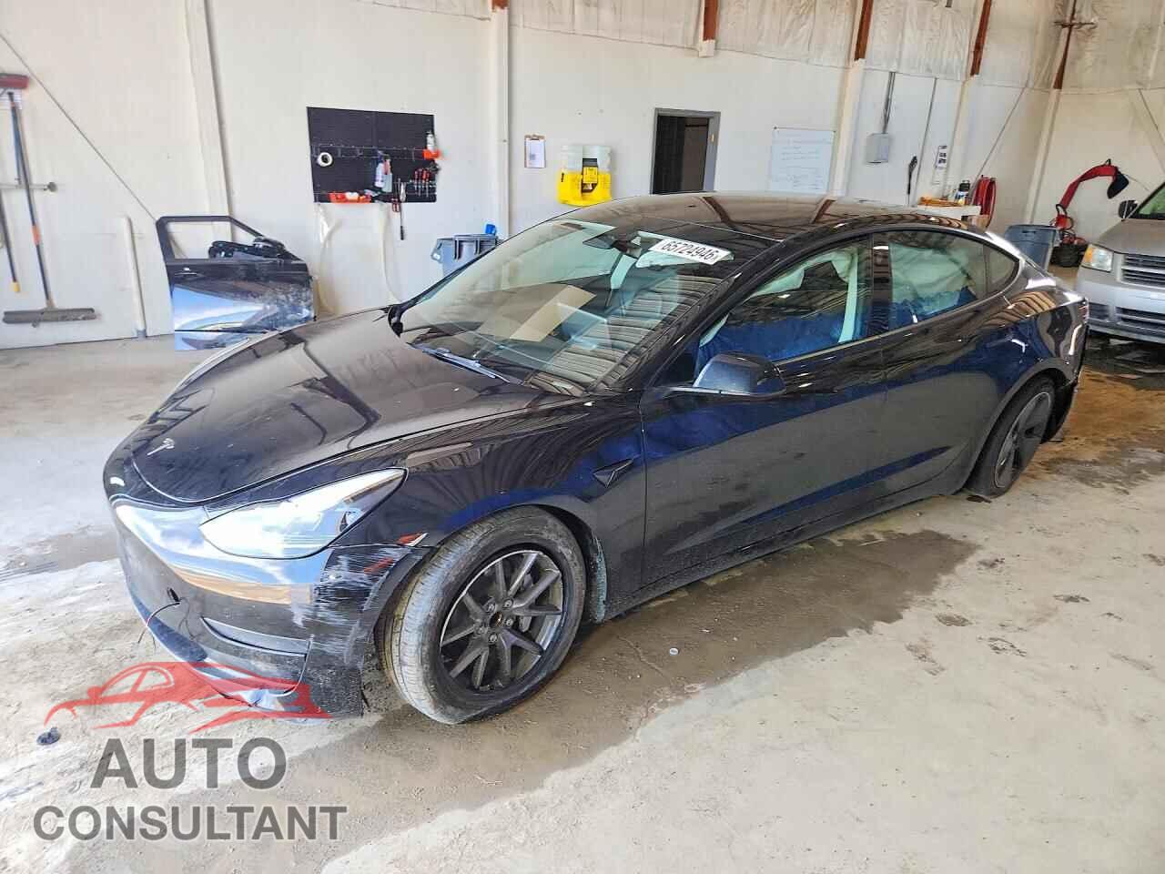 TESLA MODEL 3 2023 - 5YJ3E1EA3PF606751