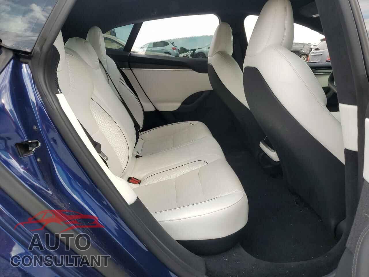 TESLA MODEL S 2021 - 5YJSA1E69MF451699
