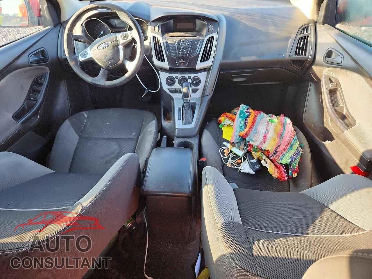 FORD FOCUS 2012 - 1FAHP3F26CL430830